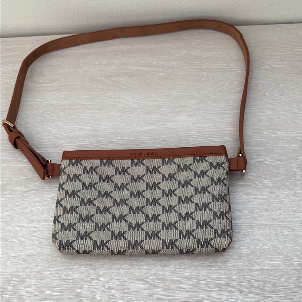 Michael Kors Belt Bag